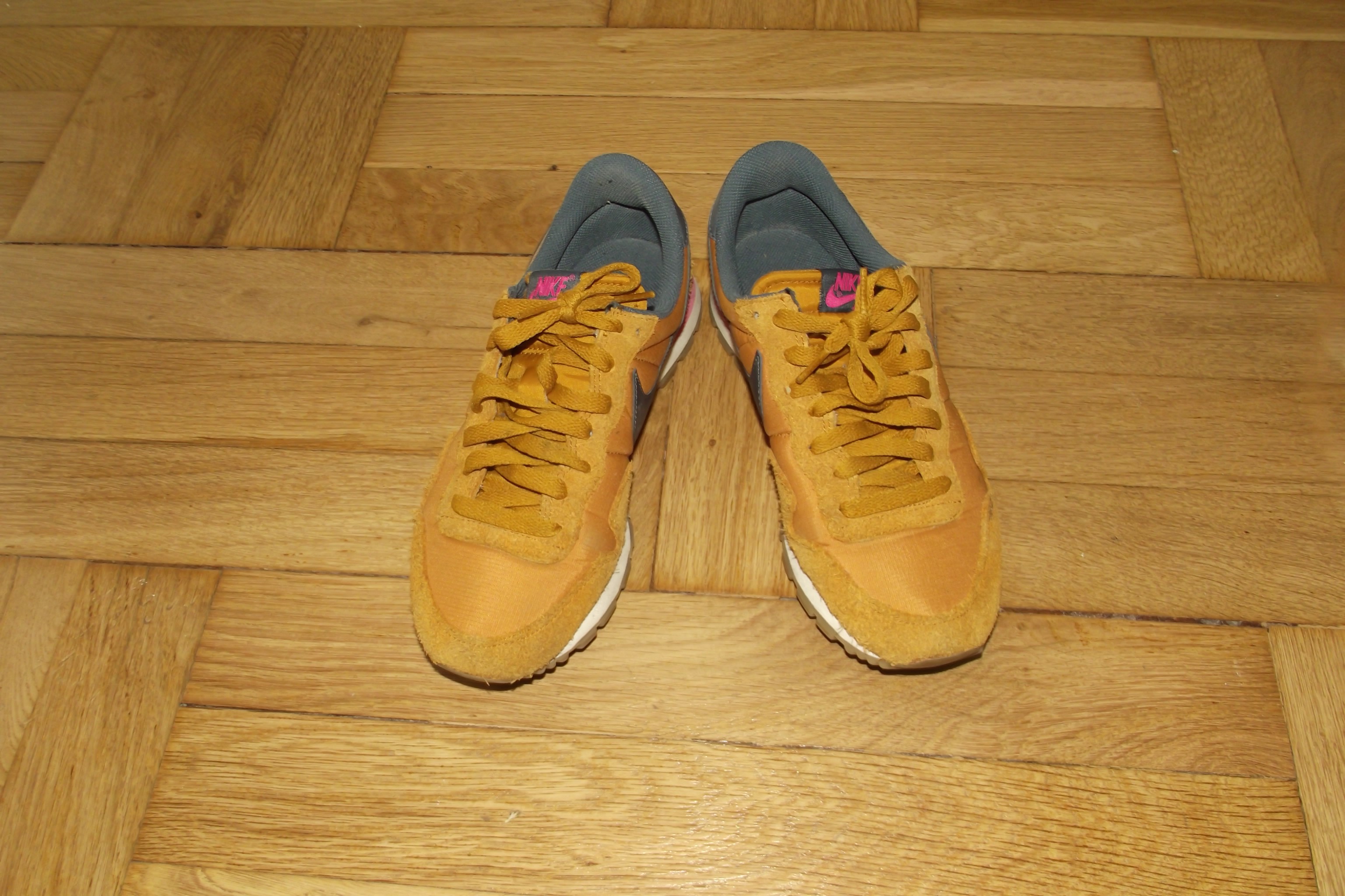 chaussure nike femme moutarde chaussure nike femme moutarde