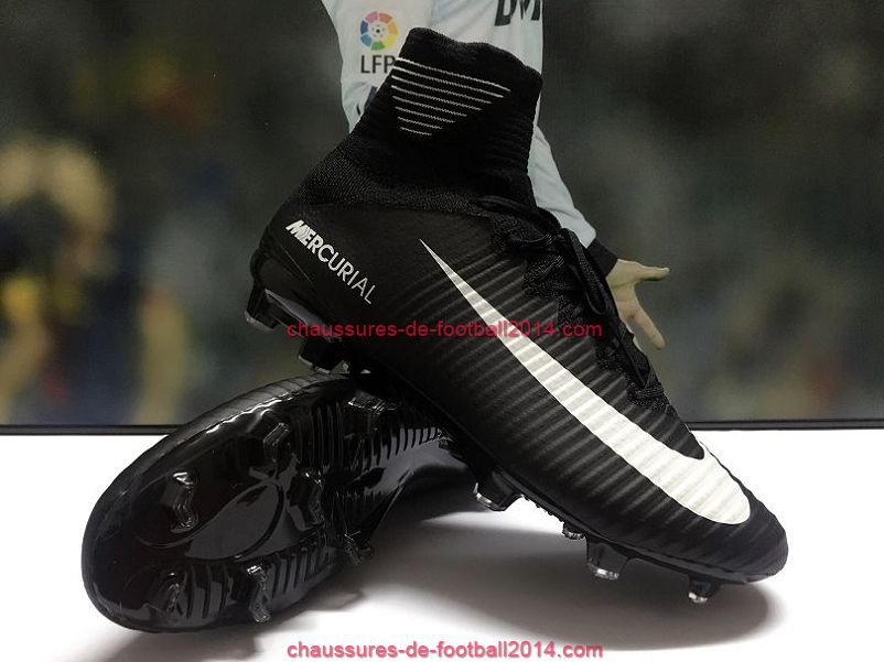 chaussure de foot nike mercurial noir