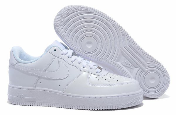 nike blanche courir