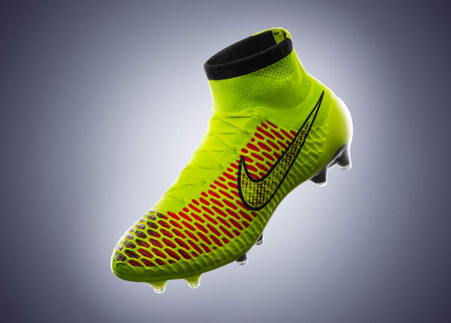 crampon chaussette nike
