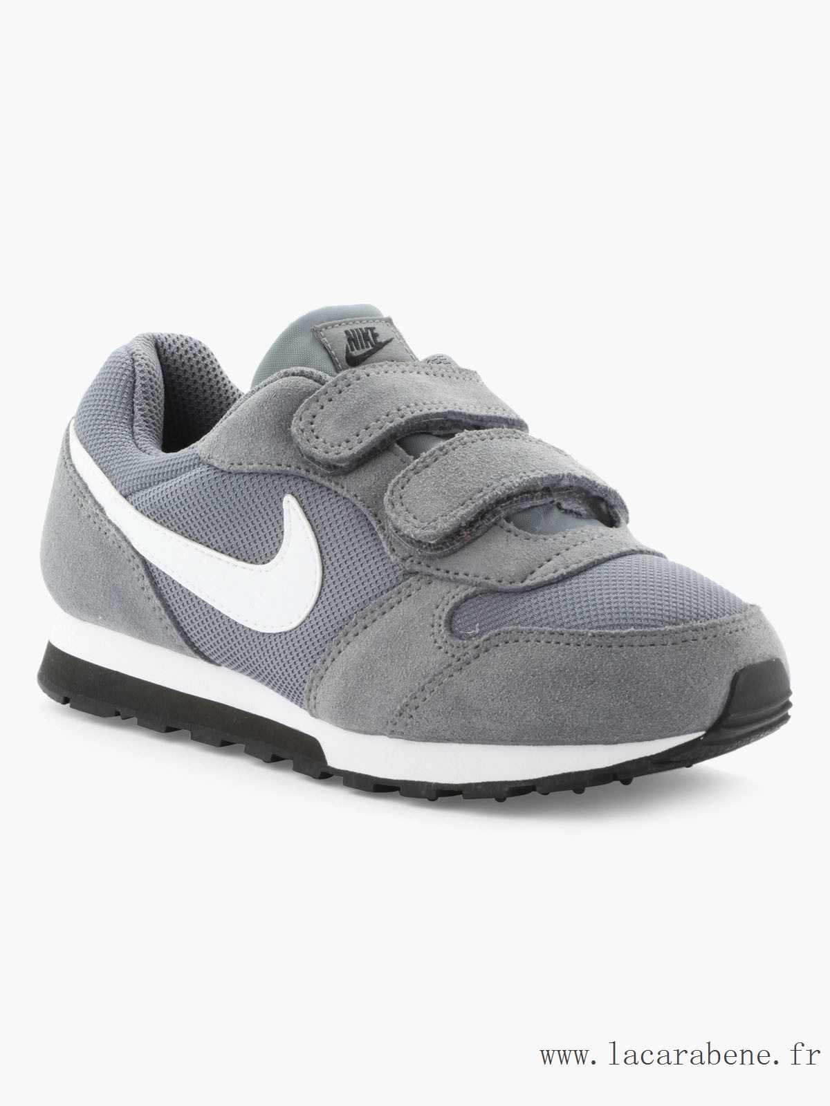 chaussure nike scratch